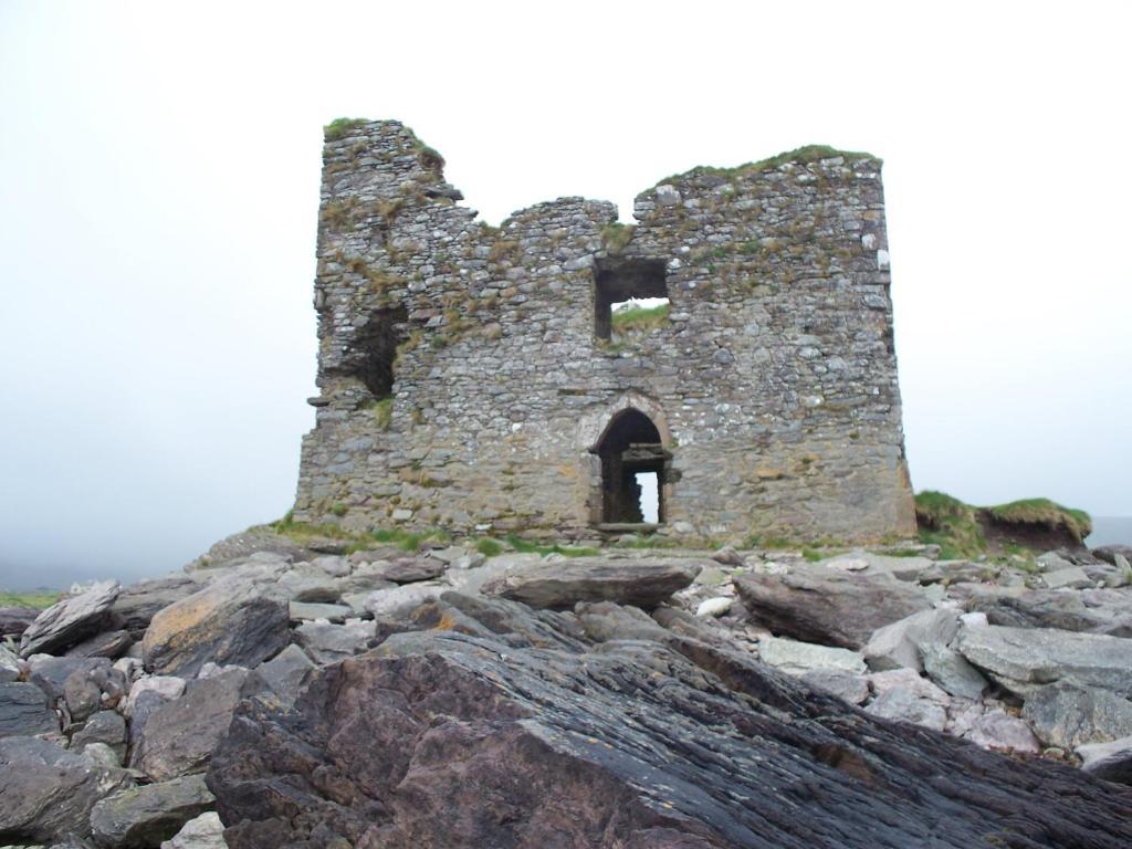 The Old School House B&B Ballinskelligs Exterior foto