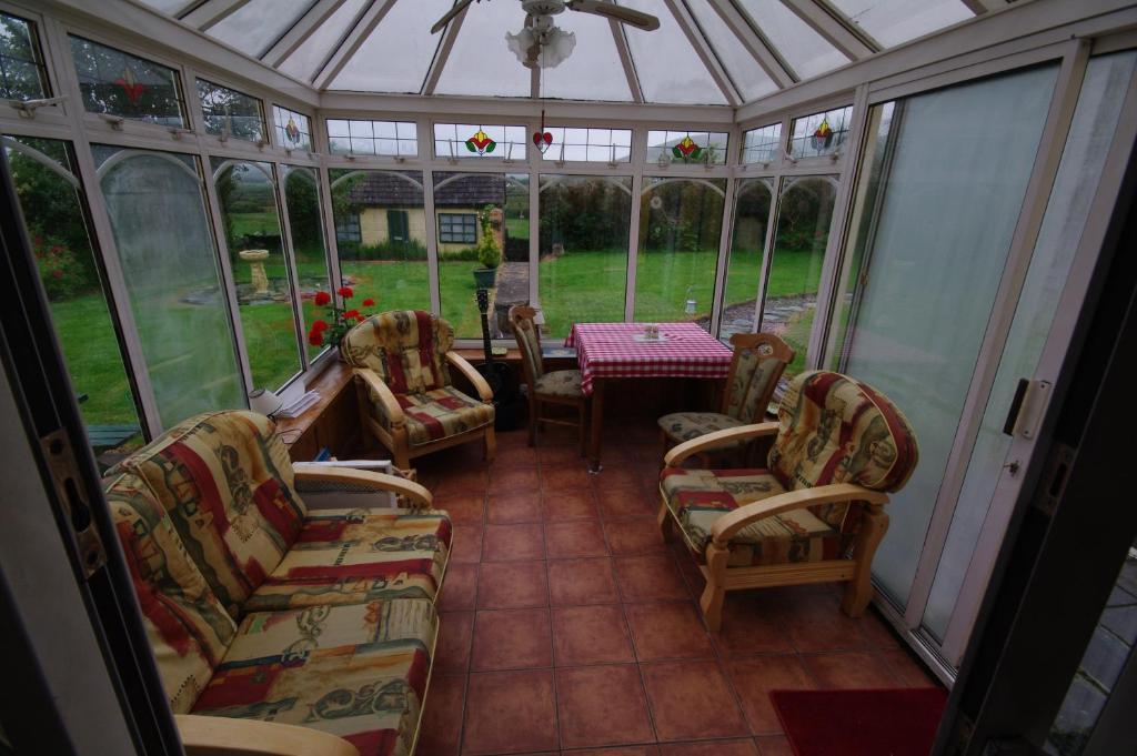The Old School House B&B Ballinskelligs Exterior foto